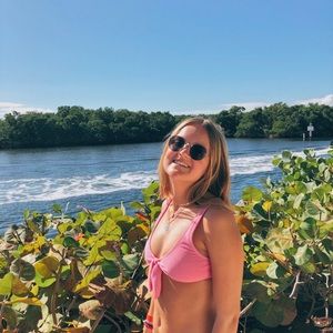 Meet your Posher, Louise